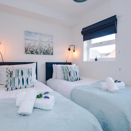 Bright 2-Bed Cottage In Chester By 53 Degrees Property, Ideal For Couples & Small Groups, City Centre - Sleeps 6 Eksteriør bilde